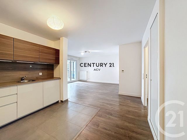 Afficher la photo en grand Appartement F4 à vendre - 4 pièces - 83,73 m2 - Maisons Alfort - 94 - ILE-DE-FRANCE