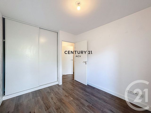 Afficher la photo en grand Appartement F4 à vendre - 4 pièces - 83,73 m2 - Maisons Alfort - 94 - ILE-DE-FRANCE