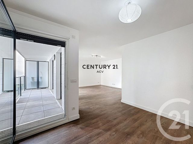 Afficher la photo en grand Appartement F4 à vendre - 4 pièces - 83,73 m2 - Maisons Alfort - 94 - ILE-DE-FRANCE