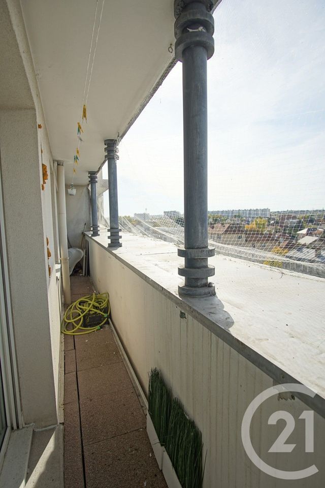 Afficher la photo en grand Appartement F3 à louer - 3 pièces - 73,87 m2 - Choisy Le Roi - 94 - ILE-DE-FRANCE