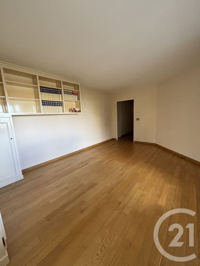Appartement F3 à louer - 3 pièces - 70,40 m2 - Creteil - 94 - ILE-DE-FRANCE