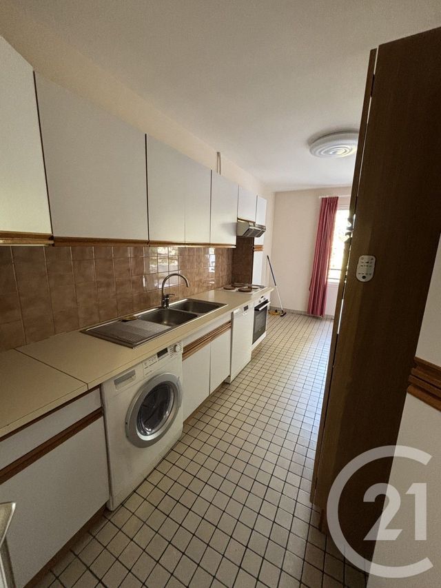 Appartement F3 à louer - 3 pièces - 70,40 m2 - Creteil - 94 - ILE-DE-FRANCE