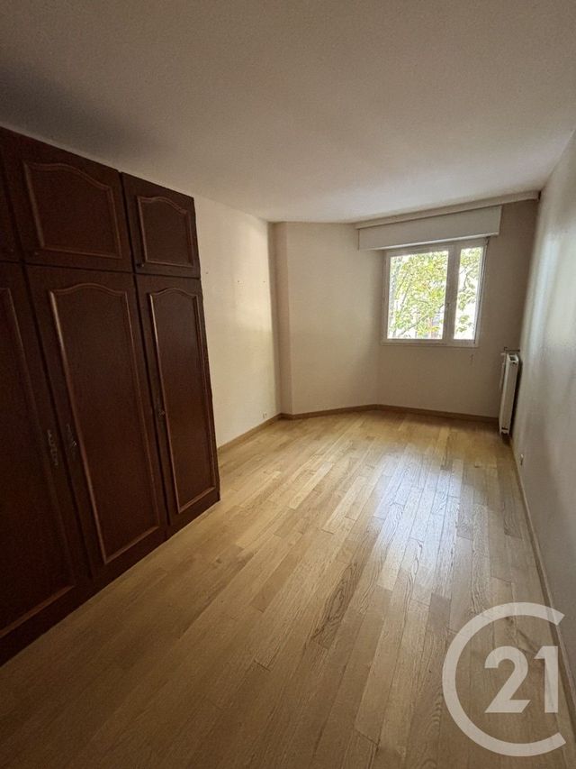 Appartement F3 à louer - 3 pièces - 70,40 m2 - Creteil - 94 - ILE-DE-FRANCE