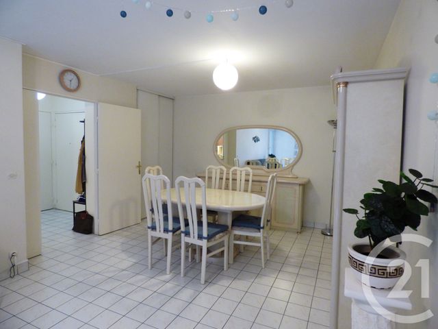 Appartement F3 à louer - 3 pièces - 68,15 m2 - Creteil - 94 - ILE-DE-FRANCE