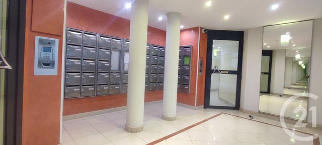 Appartement F3 à louer - 3 pièces - 60,64 m2 - Choisy Le Roi - 94 - ILE-DE-FRANCE