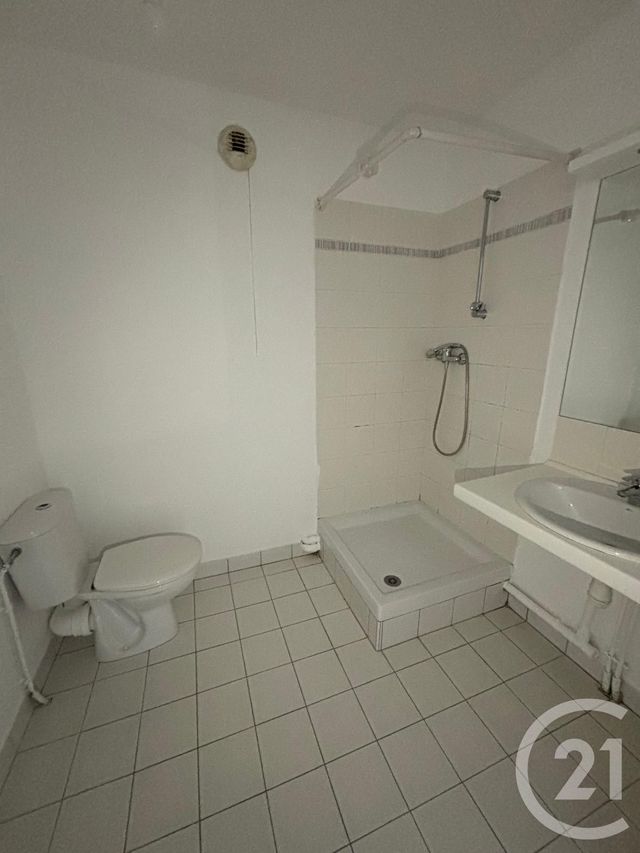 Appartement F1 à louer - 1 pièce - 25,20 m2 - Thiais - 94 - ILE-DE-FRANCE