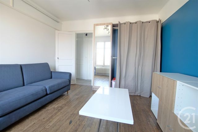 Appartement F1 &agrave; louer - 1 pi&egrave;ce - 28 m2 - Vitry Sur Seine - 94 - ILE-DE-FRANCE