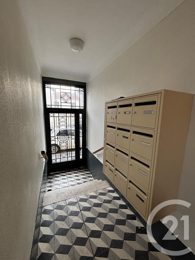 Appartement F3 &agrave; louer - 3 pi&egrave;ces - 54,94 m2 - Choisy Le Roi - 94 - ILE-DE-FRANCE