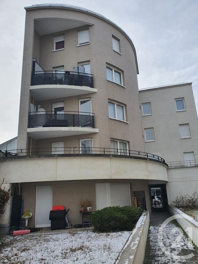 Appartement F2 &agrave; louer - 2 pi&egrave;ces - 49,10 m2 - Choisy Le Roi - 94 - ILE-DE-FRANCE