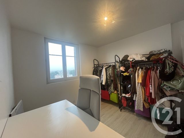 Appartement F3 &agrave; louer - 3 pi&egrave;ces - 63,17 m2 - Choisy Le Roi - 94 - ILE-DE-FRANCE