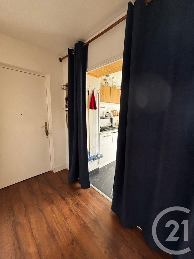 Appartement F3 &agrave; louer - 3 pi&egrave;ces - 63,96 m2 - Choisy Le Roi - 94 - ILE-DE-FRANCE