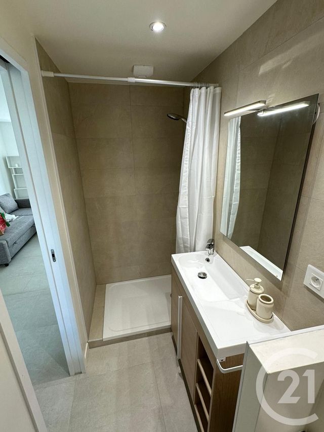 Appartement F2 &agrave; louer - 2 pi&egrave;ces - 39,37 m2 - Maisons Alfort - 94 - ILE-DE-FRANCE